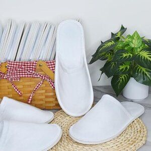 Bundle of White Spa Slippers